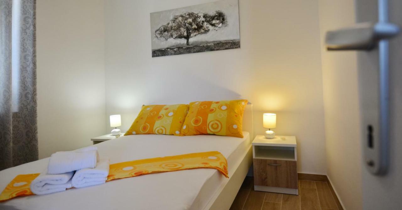 Apartmani Cesarec Basina Екстер'єр фото