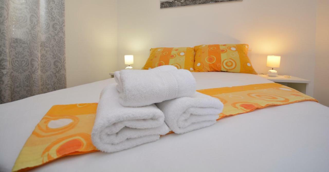 Apartmani Cesarec Basina Екстер'єр фото