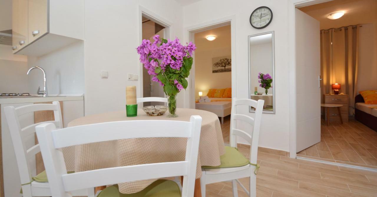 Apartmani Cesarec Basina Екстер'єр фото